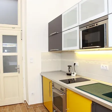 Apartment Flat On Andrassy Avenue Budapest