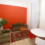 Flat On Andrássy Avenue *